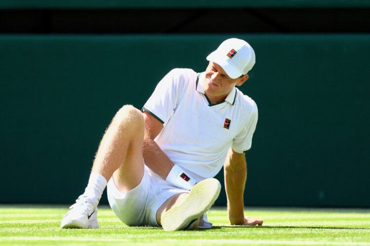 Sinner recovers for five-set victory at Wimbledon